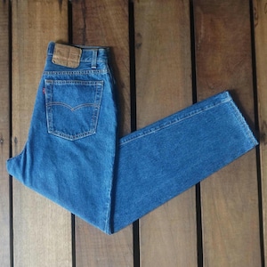 90&#39;s Levi Strauss & Co 501 Fit Dark Blue Tapered Leg Denim W28 Vintage Levis 17501-0130 High Waist Mom Jeans Button Fly Made In USA size 13