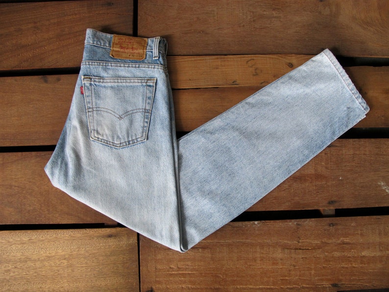 levis high rise mom jeans