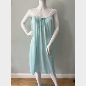 Vintage 60s Baby Blue Nightgown Sleep Night Dress with Lace Bow Detail size XXL