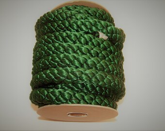 Lebhafte 1 "dicke dunkelgrüne (Forest Green) Viskose-Twist-Schnur (Auflistung ist 10 Meter)