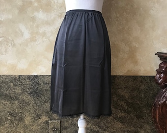 Vintage  1980s / 1990s Black Slip Skirt / Half Slip by Lorraine Size: Small