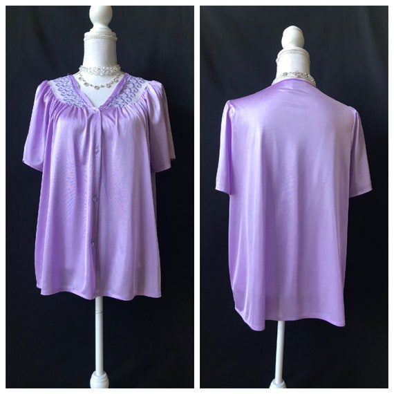 Lovely Lilac Vintage 1960s/1970s Pajama Top by Bl… - image 1
