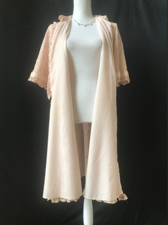Vintage 1950's Dusty Pink / Mauve Lace Robe by Od… - image 9