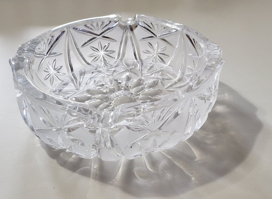 Gorgeous Vintage Hand Cut Crystal Ashtray with Frosted Details | Etsy