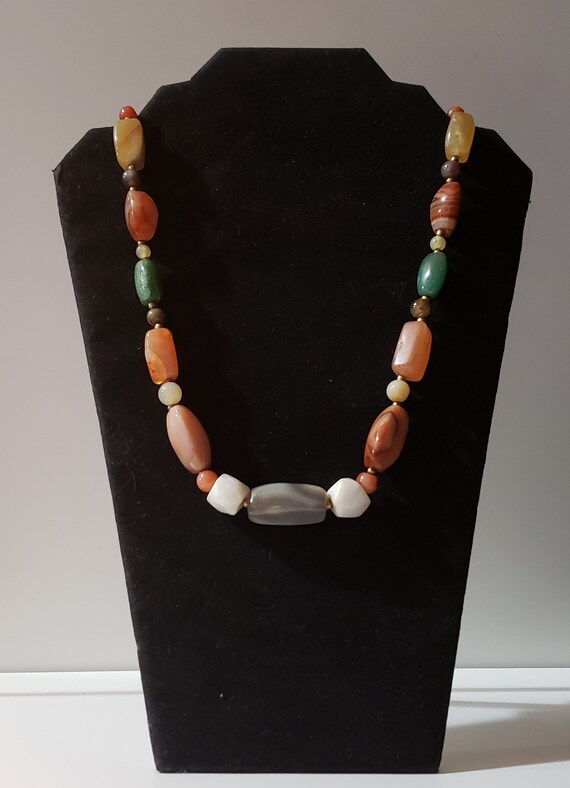 Gorgeous Vintage Stone Necklace with Mixed Stones