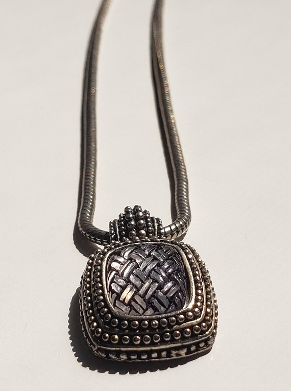 Stunning Vintage Woven Pendant Snake Chain Necklac