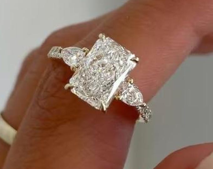 Three Stone 3 CT Radiant Cut Moissanite Engagement Ring 14K Gold Wedding Ring Anniversary Ring For Women Promise Ring Proposal Ring