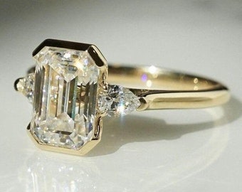 Three Stone 2.5 CT Emerald Cut Moissanite Diamond Ring Emerald Trilogy Engagement Ring 14K Gold Wedding Ring Half Bezel Set Ring