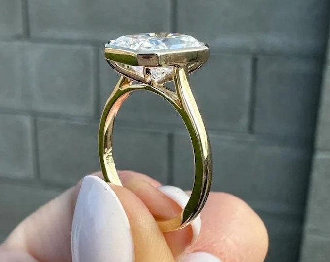 Bezel Set 4 CT Radiant Cut Moissanite Ring Radiant Engagement Ring 14K Gold Wedding Ring Anniversary Gift For Her Radiant Solitaire Ring