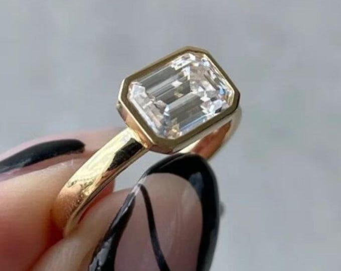 East West 2.5 CT Emerald Cut Moissanite Diamond Ring Emerald Diamond Wedding Ring Engagement Ring 14K Gold Bezel Set Ring Promise Ring