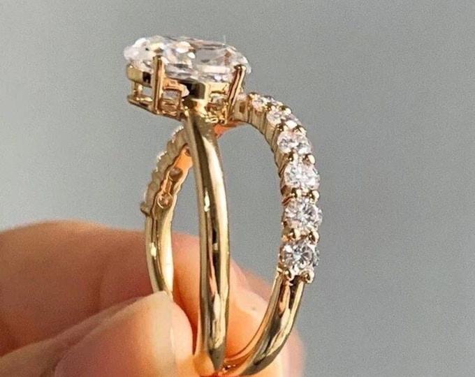 2 CT Oval Cut  Moissanite Diamond Ring Oval Cut Engagement Ring 14k Gold Wedding Ring Anniversary Ring For Women Anniversary Gift For Her
