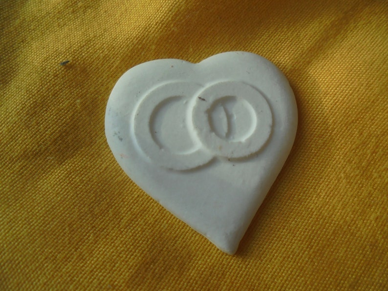 Forma de corazón, molde de fundición de boda, con anillos de boda, para jabón, yeso, concreto y más imagen 3