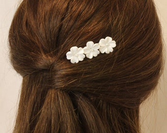 Bridal Hair Comb, Silver Bridal Hair Comb, Flower Headpiece, Pearl Bridal Hair Comb, Floral Hair Piece | FLORA medium flower