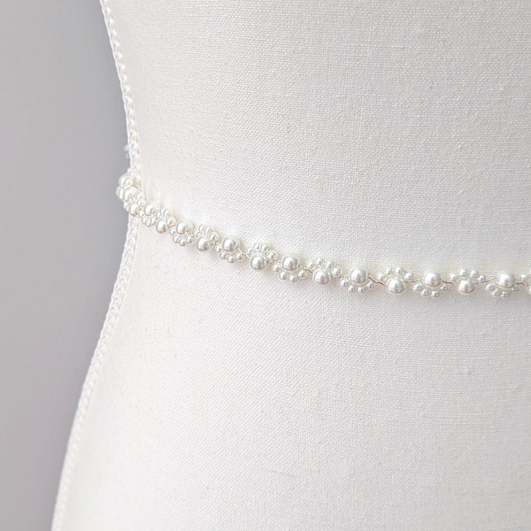 Simple Belt Bridal Pearl Bridesmaid Belt For Wedding Dress Bridal Belt Minimal Bride Tie Belt Bridal Vine Sash Minimalist Bride Pearl Sash