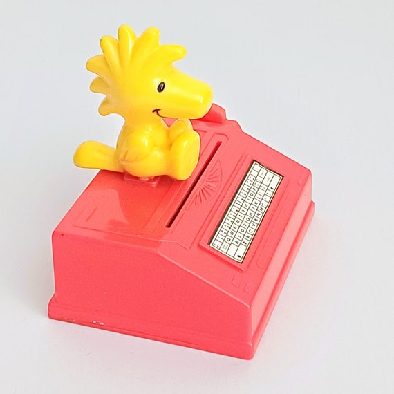 Vintage 2000 Snoopy and Woodstock Mcdonalds Happy Meal Typing