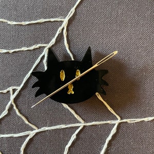 Cat needle minder, needle magnet, needle keeper, thinking of you gift, gift for girlfriend image 1