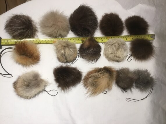 Pon pon di pelliccia vera volpe / Pompon Fox vera pelliccia | Etsy Italia