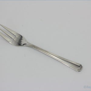 Oneida - Balmoral 18/8 - Pastry Fork
