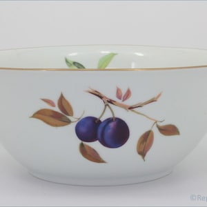 Royal Worcester - Evesham Gold - 11&quot; uitlopende slakom