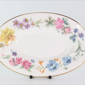 Royal Worcester - Kentmere - Gravy Boat Stand