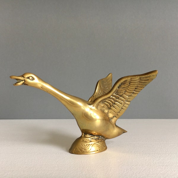 Vintage koperen zwaanvogel sculptuur gans beeldje vintage midden jaren '50 '60