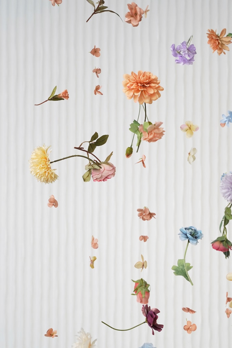 Pastell hängende Blumengirlande Installation Feiern, Hochzeiten, Fotografie, Design mehrere Größen erhältlich und kundenspezifische Farben Bild 9