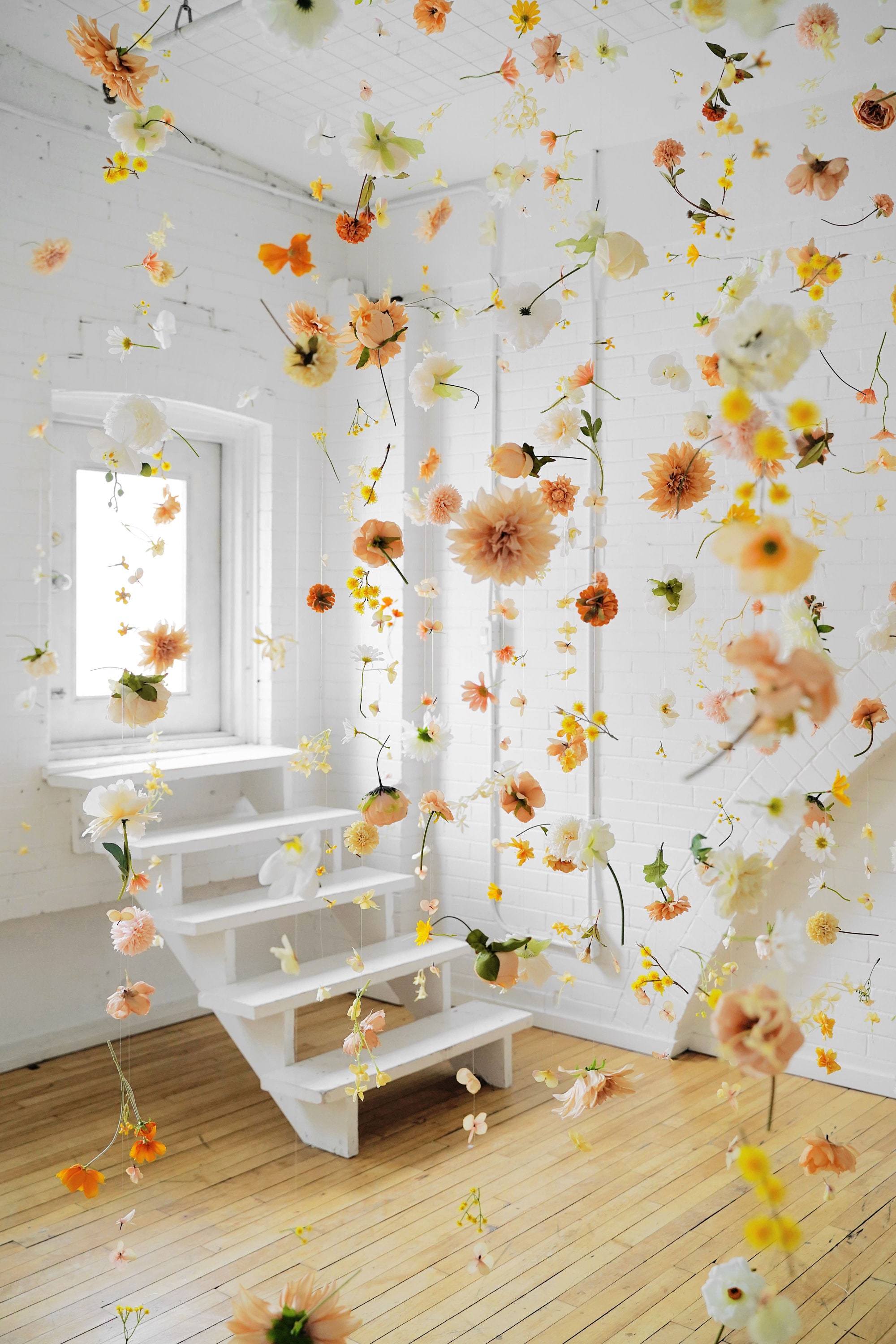Daisy Garland Spring Room Decor : 11 Steps - Instructables