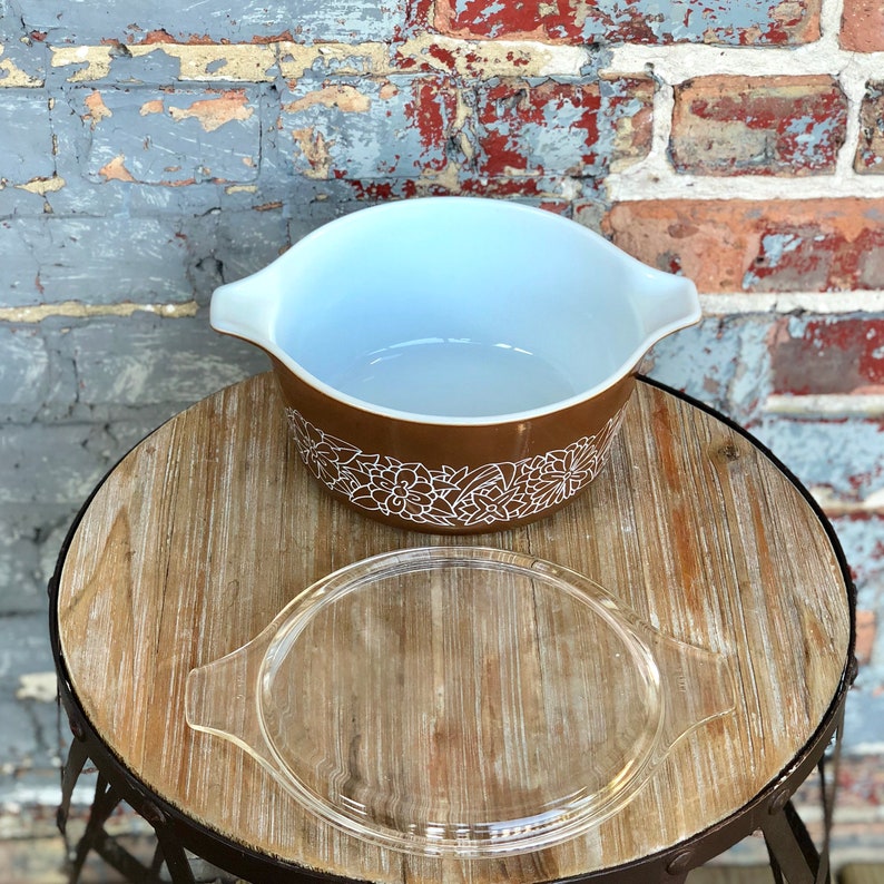 Pyrex WOODLAND BROWN #474B Casserole with lid 1.5L VINTAGE