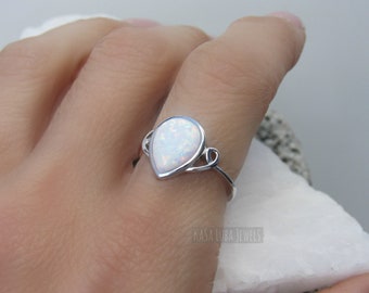 White Opal Sterling Silver Ring - Celtic Pear Inlay