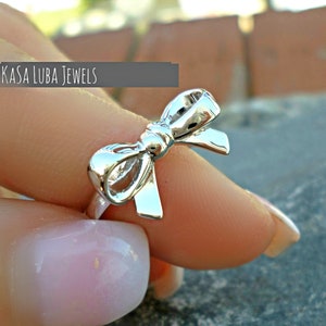 Sterling Silver Bow ring, ribbon rings, promise ring - stamped 925 - womens rings - sweet ring - cute ring