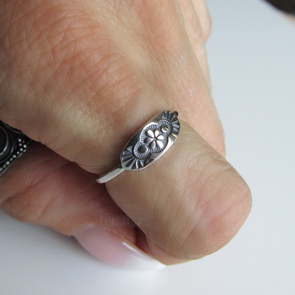 Silver Flower ring - Womens Stacking ring - thumb ring - stackable ring moon