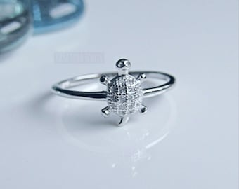Sterling Silver Turtle Ring – CZ Accent, Cute Womens Jewelry