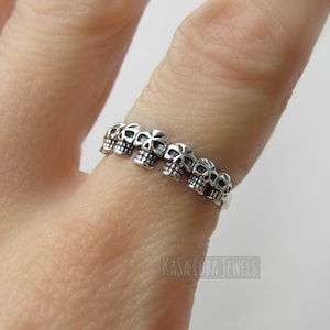 Sterling silver skull ring - womens skull rings - womens thumb ring - index finger ring