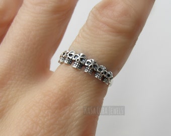 Sterling silver skull ring - womens skull rings - womens thumb ring - index finger ring