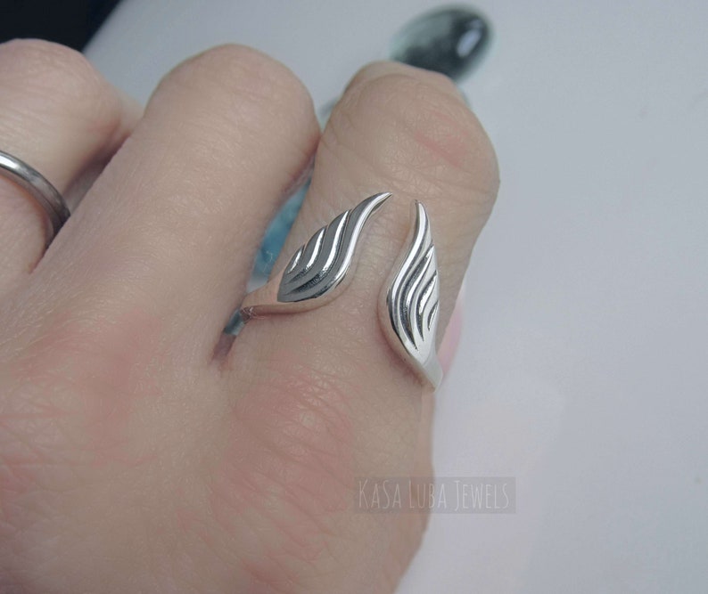 Anillo de alas de plata de ley oxidada - Joyería de ángel ajustable imagen 5