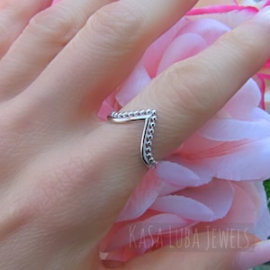 V shape silver ring, chevron ring, simple ring, stamped 925, 925 sterling silver