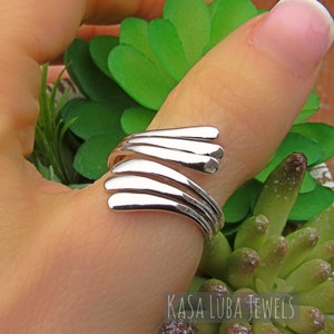 Solid Sterling silver wave ring, wrap around ring, Adjustable silver ring - stamped 925