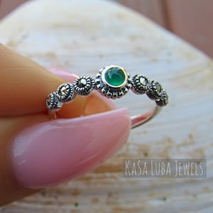 Emerald green Marcasite silver ring, simulated emerald green, August birthstone, May birthstone