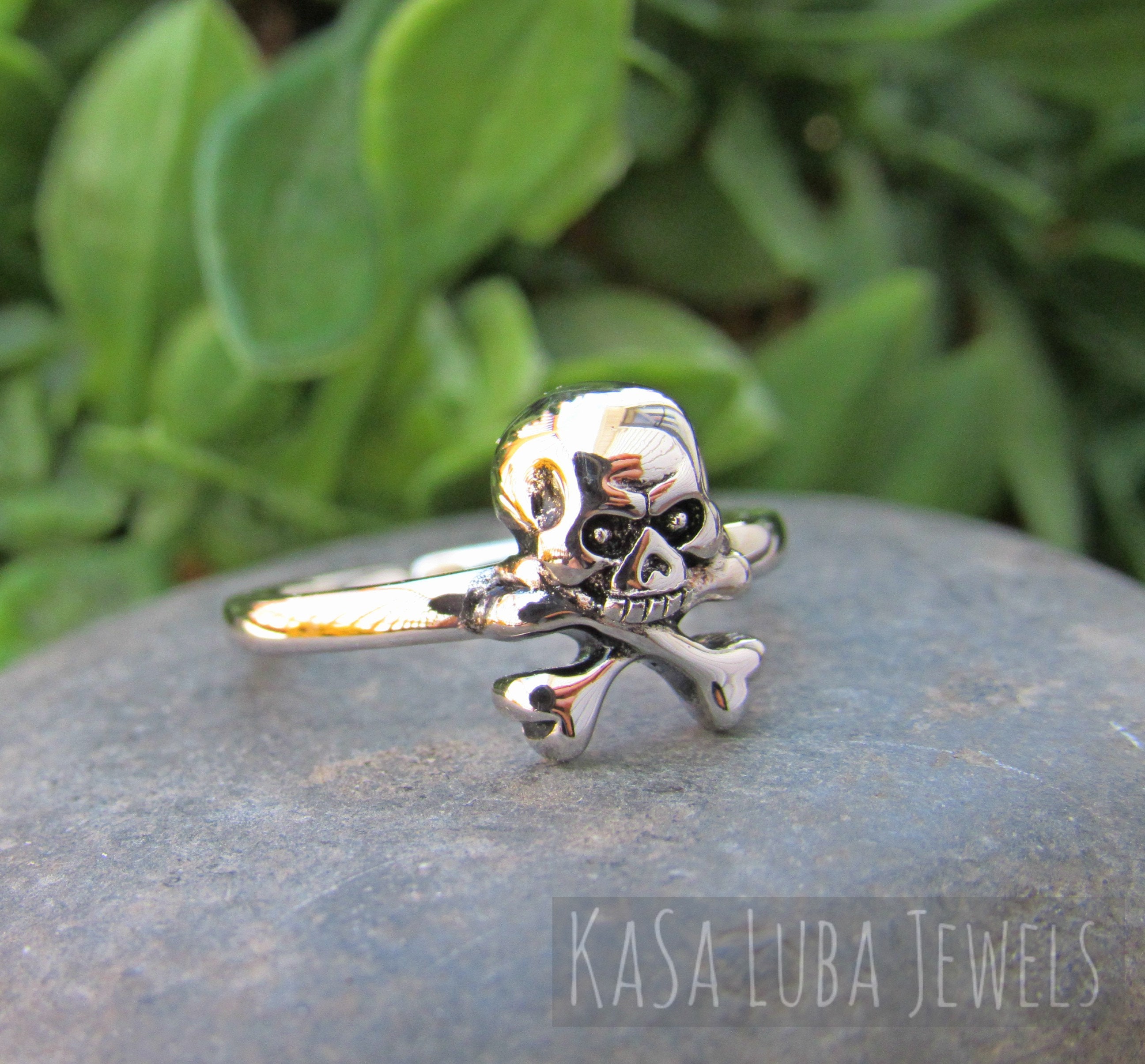 Crossbone Skull Toe Ring, Skull Ring, Skull Toering, Silver