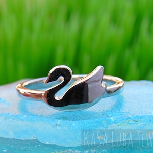 Swan Sterling silver ring - simple ring - stamped 925 - bird - cute ring - sweet ring
