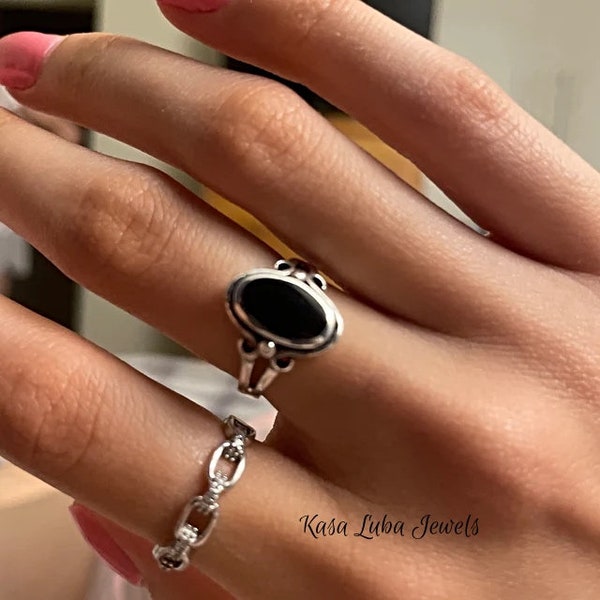 Silver Black Onyx Ring, Sterling silver, Ring, 925 - solid silver, solid sterling silver, cute ring, simple ring - dainty - stamped 925