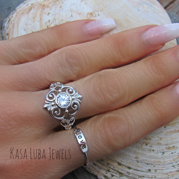 Womens unique silver ring - Fleur-de-lis - antique inspired - stamped 925 - womens statement ring