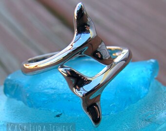 Silver Dolphin Ring - Silver Animal Ring - womens  -Ocean Mammal Ring - Sea Life Ring - Wrap Around Ring