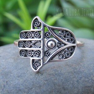 Womens Silver Hamsa Ring - Small Hamsa Hand Ring - Spiritual Ring - Hamsa Charm Ring