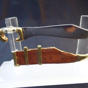 Espada falcata, espada y vaina, miniatura hecha a mano, espada ibérica, espada histórica, arte reciclado, espada miniatura, miniatura coleccionable