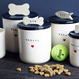 Personalized Ceramic Pet Treats Containers Handmade, Custom Dog and Cat Treats Jars image 4