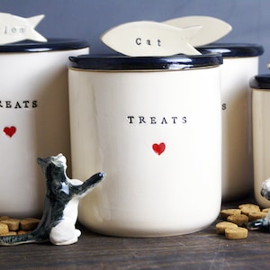 Personalized Ceramic Pet Treats Containers Handmade, Custom Dog and Cat Treats Jars image 6