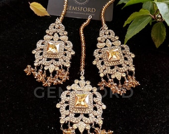 Earrings Tikka Set with white pearls, Indian style jewellery, Indian Earrings Tikka designs, Pakistani style earrings tikka set