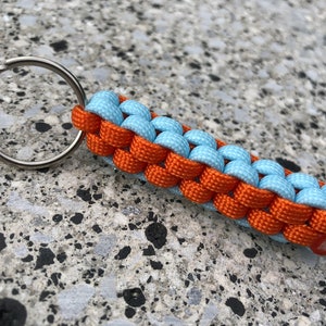 Gulf Racing GT40 917 GT F1 McLaren Keyring – Handmade – Lead Me Astray – Le Mans Style