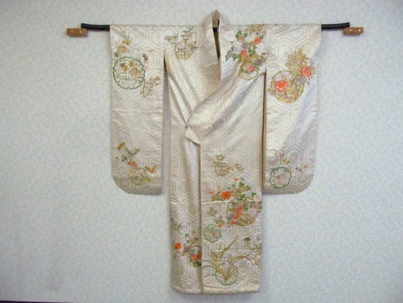 K83 / Vintage Japanese Kimono / Cosplay Remake / M